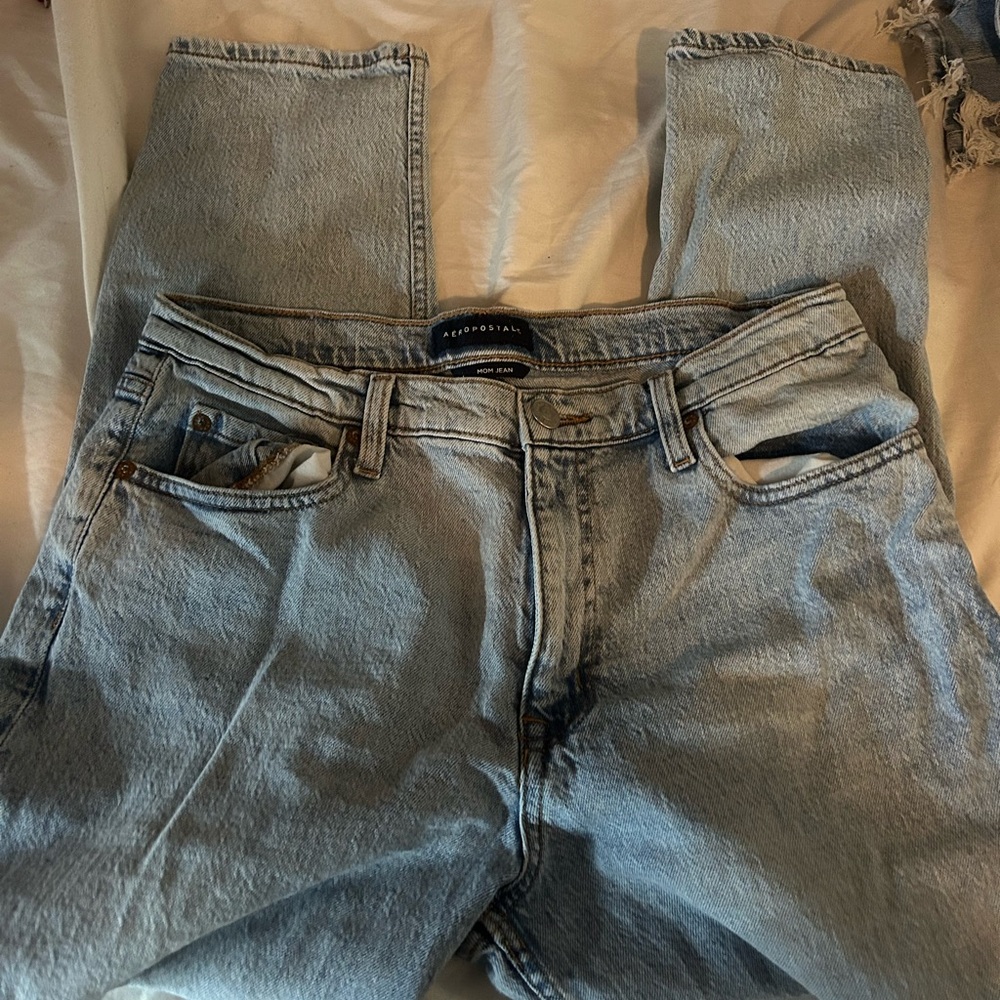 Aeropostale mom jeans